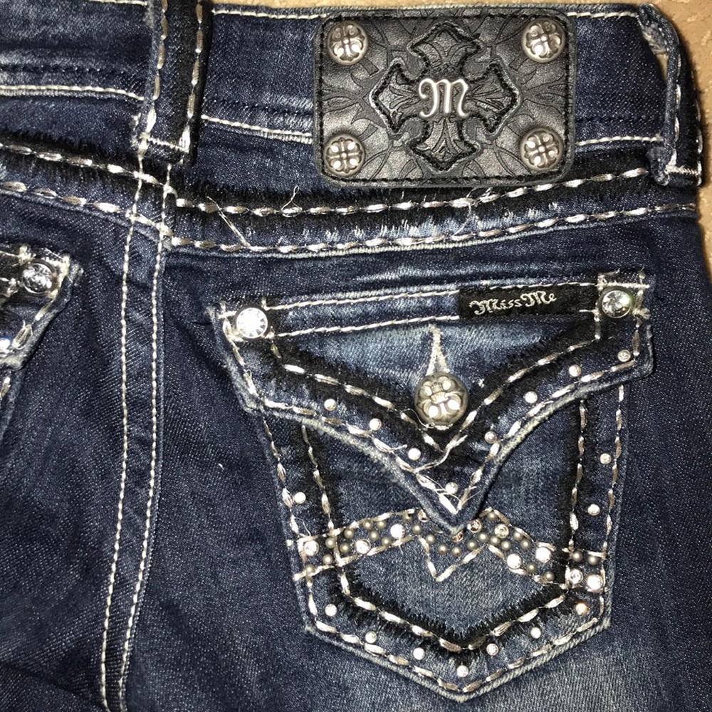 Miss me Jeans. Dark wash skinny jean